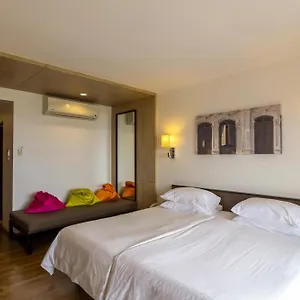 Karon hotels &amp; apartments, all accommodations in Karon